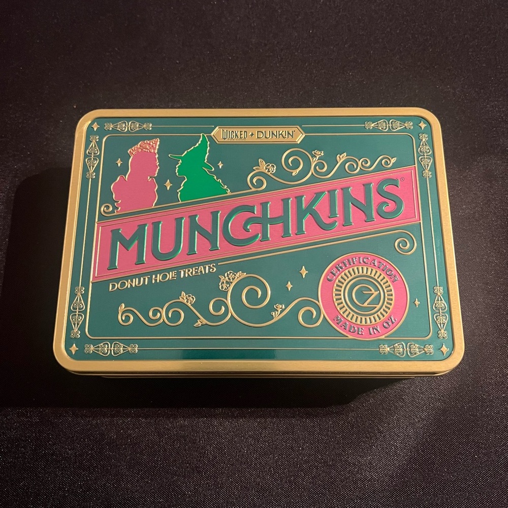Dunkin’ Donuts Wicked tin box